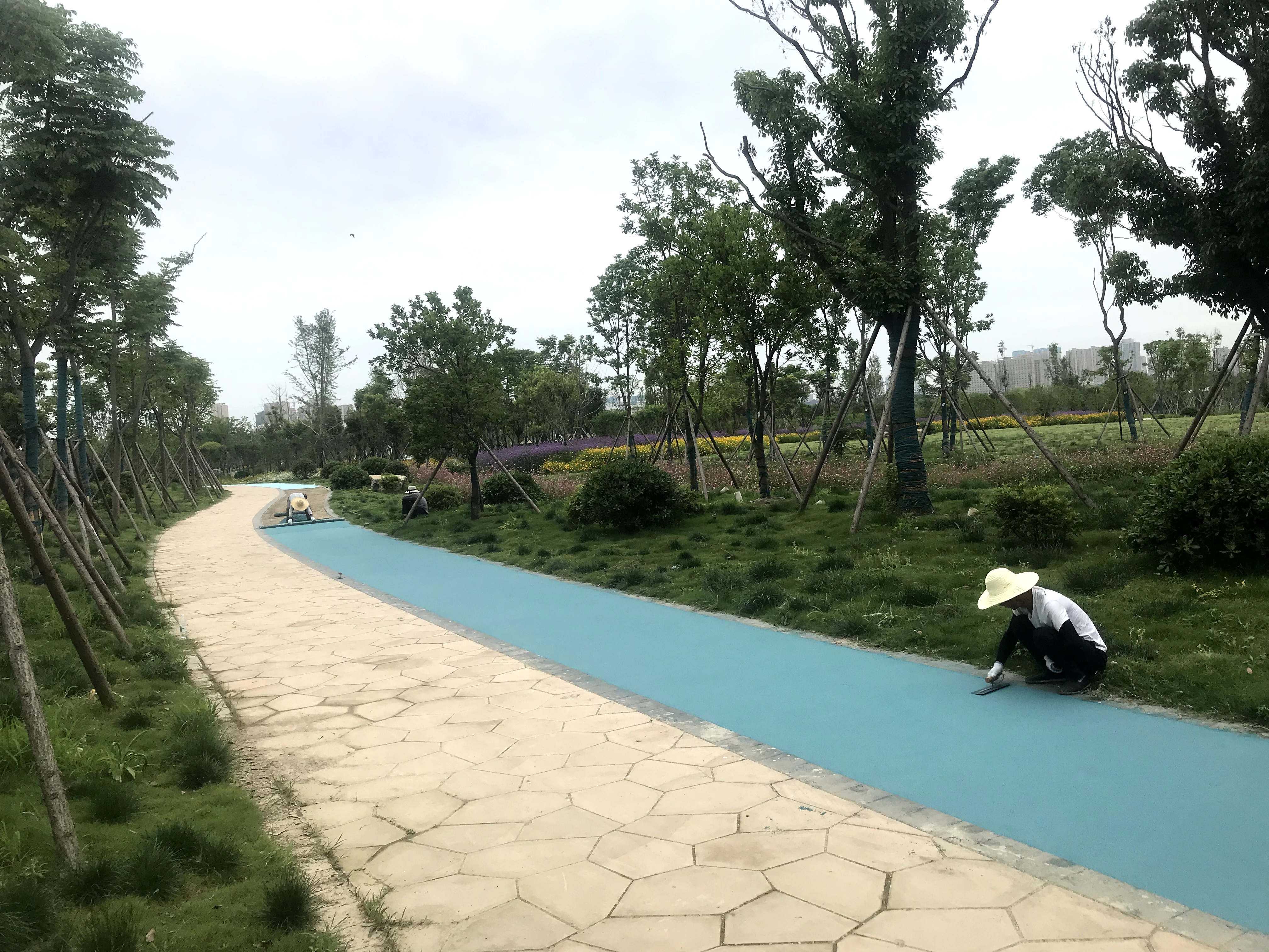 砂基透水現(xiàn)澆地坪